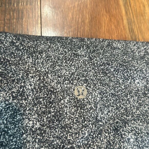 Lululemon leggings 8 (4850) - Picture 4 of 4